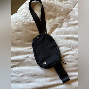 Lululemon Everywhere Belt Bag 1L Black with Gold hardware
